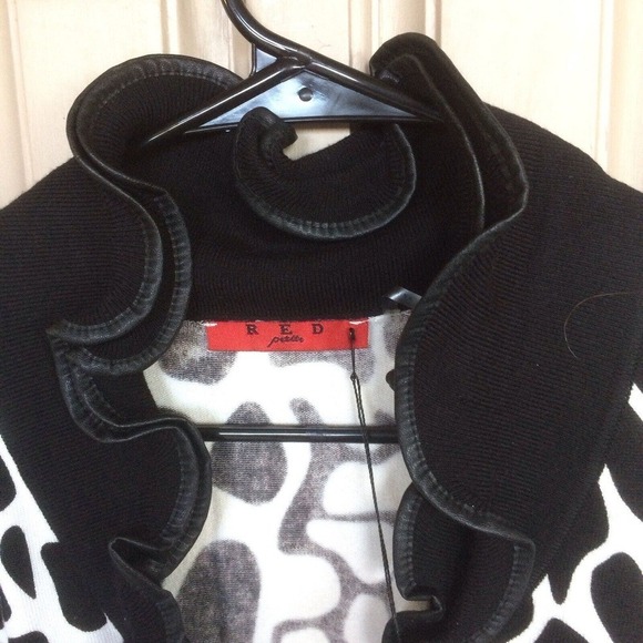 Red Petite Sweater Pullover SzPL Ruffle Collar Abstract Blk/Wht Sleeveless NWT - Picture 8 of 8